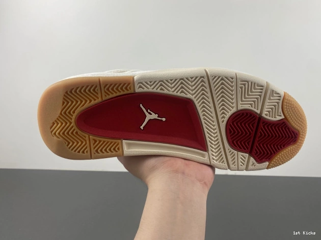 'White' x AO2571-100 Jordan Air 4 Levi's 0602